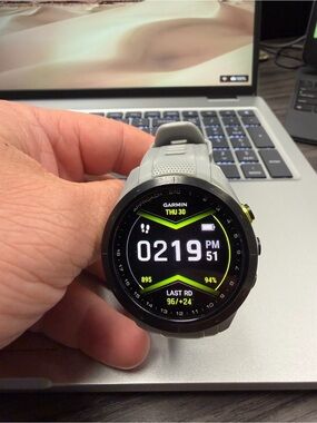 Garmin Approach S70 Golf Watch - 42mm